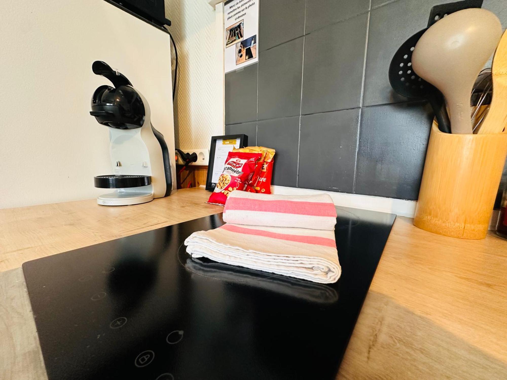 Orleans Centre Proche Gare - Appartement Fonctionnel Residence Calme Parking Prive Gratuit - Le Central Elegance Esterno foto