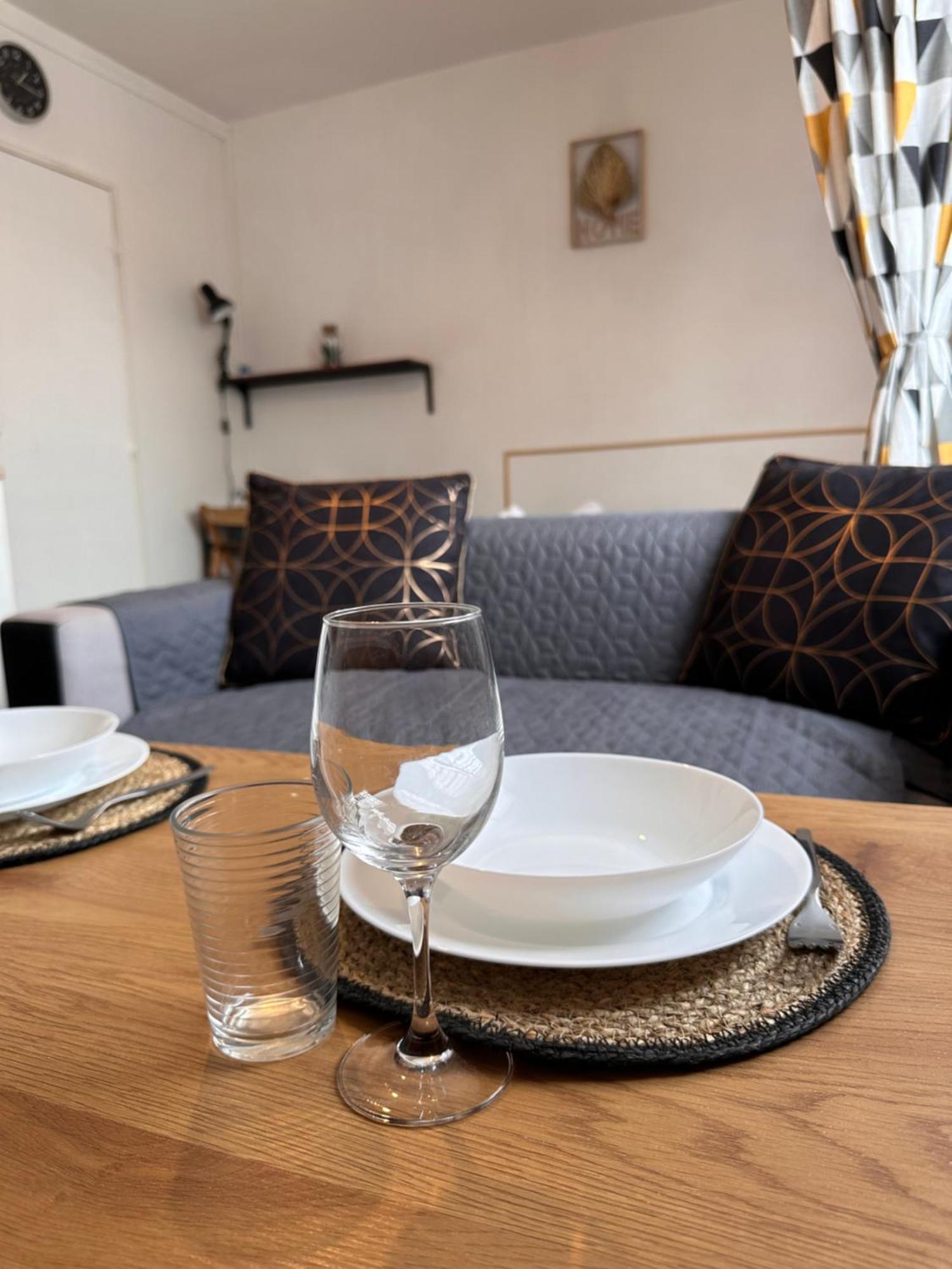 Orleans Centre Proche Gare - Appartement Fonctionnel Residence Calme Parking Prive Gratuit - Le Central Elegance Esterno foto